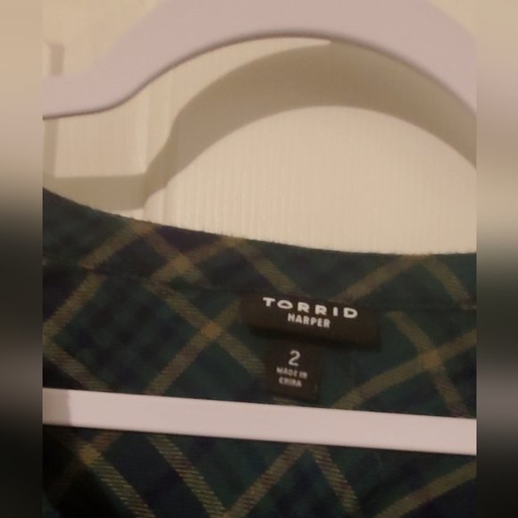 Torrid EUC Green Flannel Shirt Sz 2 (18/20) - Picture 4 of 4